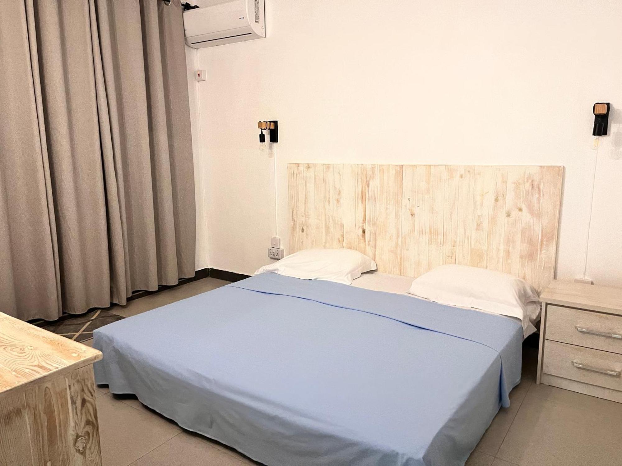 Ebony Apartment & Studio La Gaulette Luaran gambar